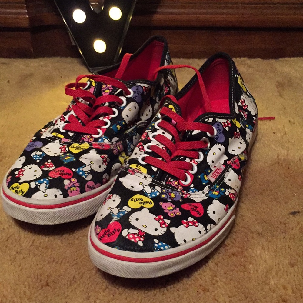 Hello Kitty Vans